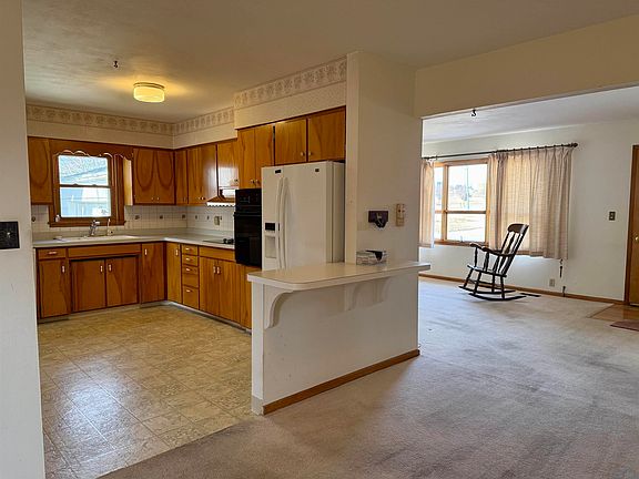 5th image of 119 E Ridgeview Dr