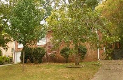 2nd image of 812 86th Pl S