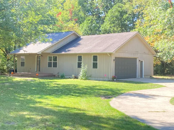 1910 Fulkerson Rd, Niles, MI 49120