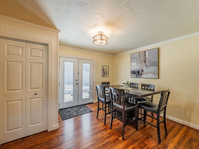 2157 W Lotus Ave — Photo 7