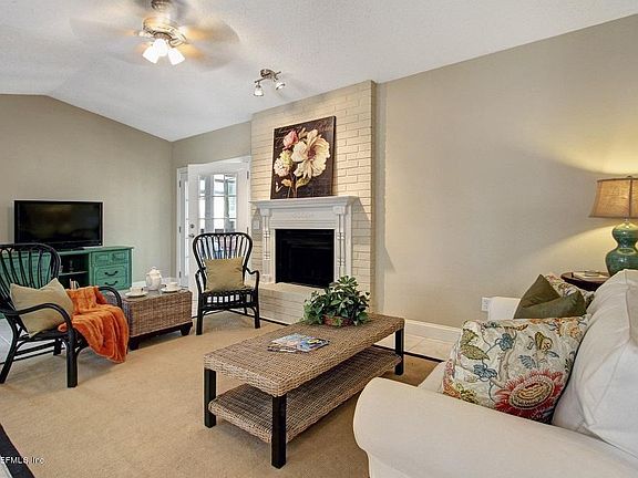 2nd image of 1733 Morningside Dr