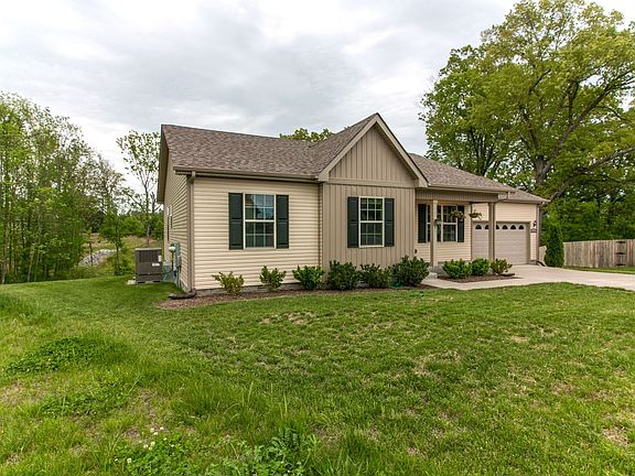 2nd image of 115 Grassmire Dr