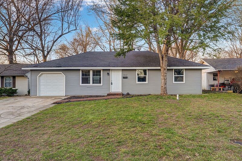 1st image of 2843 E Monroe Ter