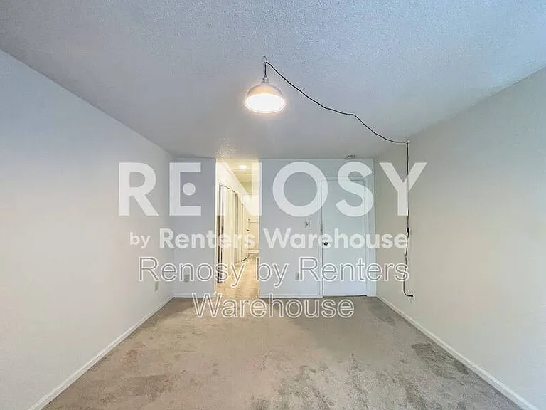 5310 Lake Victoria Arch — Photo 16