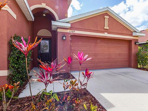2nd image of 1509 Mira Lago Cir