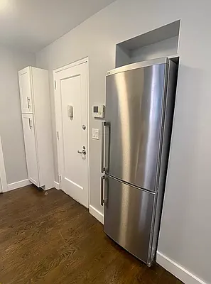 Rented by Tourma Realty LLC | media 16