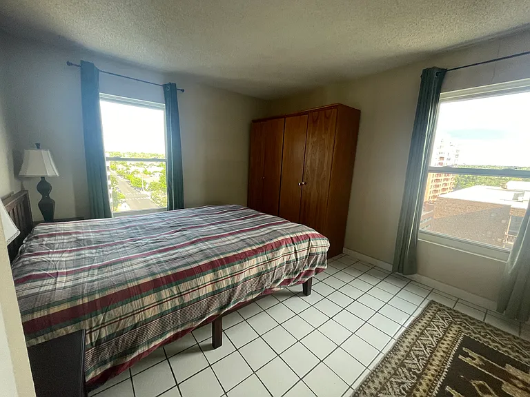 2 Adams St #1107 — Photo 4