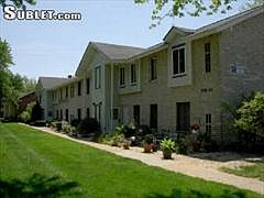2nd image of 104 Pointe Cir S