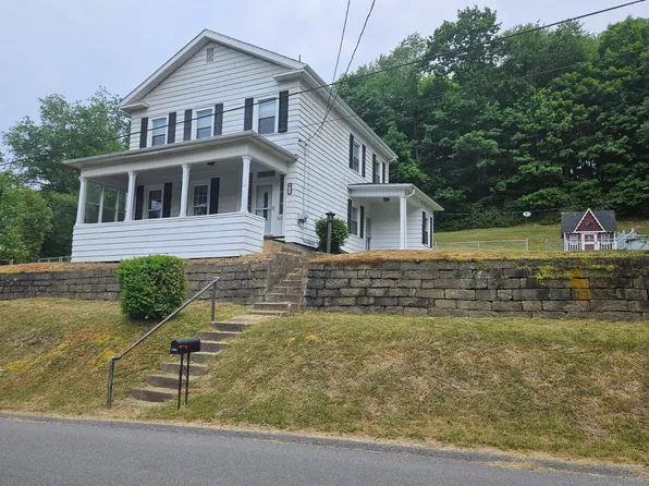 40 Short St, Brookville, PA 15825