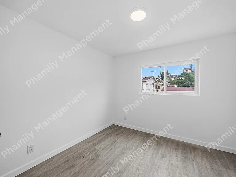 2538 Johnston St #9 — Photo 7