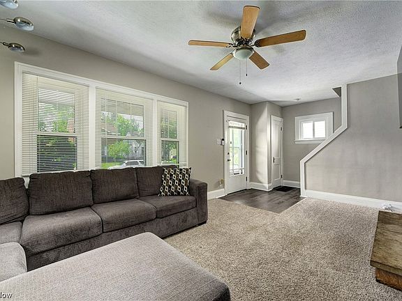 5th image of 5020 Stickney Ave