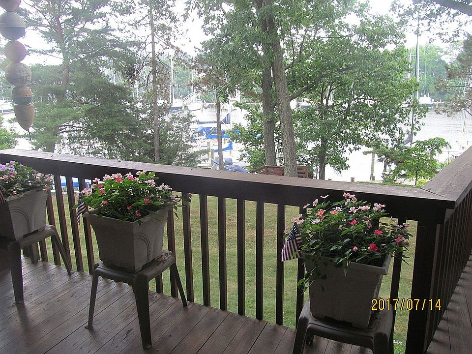 1st image of 756 Fairview Ave APT D