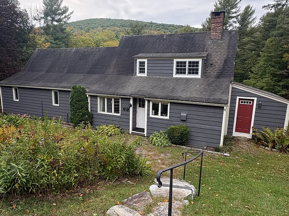 57 Warren Hill Rd