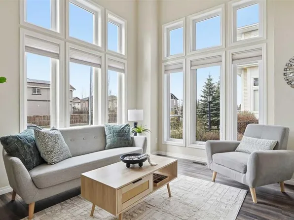 517 N Auburn Bay Sq SE, Calgary, AB T3M 0Y6