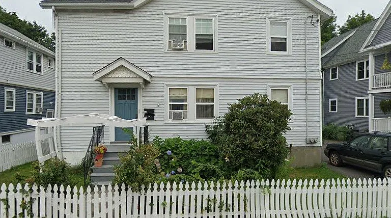 15 Duncklee St #1 — Photo 1