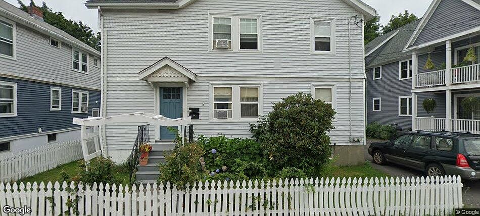 1st image of 15 Duncklee St #1