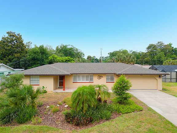 4th image of 830 Lindenwood Cir E