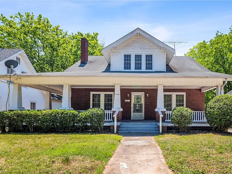 1506 Martin Luther King Jr Dr — Photo 1