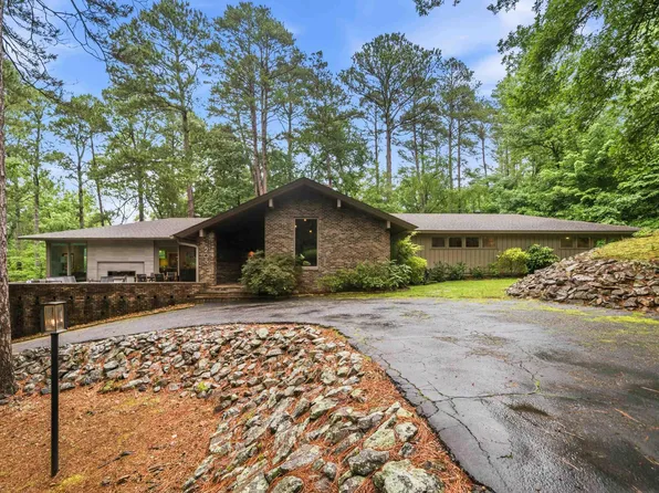 203 Deanwood Ter, Hot Springs, AR 71901