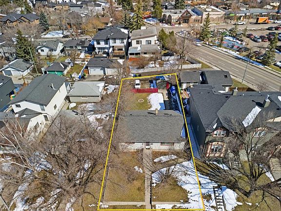 2nd image of 3218 W 29th St SW