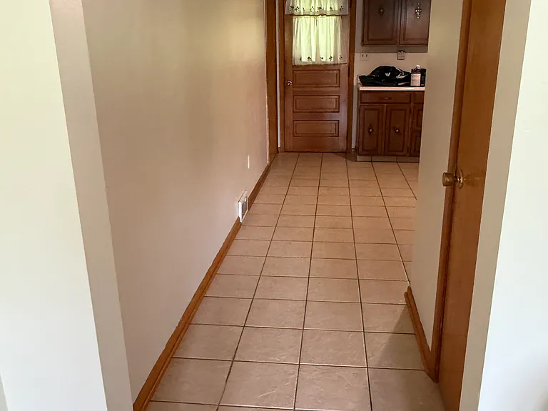 1572 Mars Evans City Rd — Photo 3