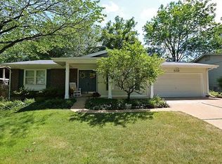 538 Goldwood Dr, Ballwin, MO