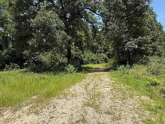 4th image of 422 County Road 4088