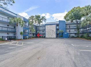 3110 Holiday Springs Blvd APT 105, Margate, FL 33063