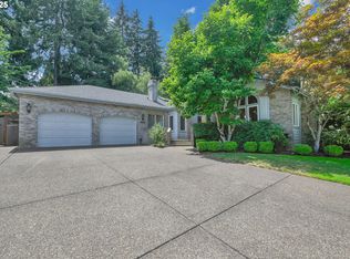 2038 Morning View Dr, Eugene, OR