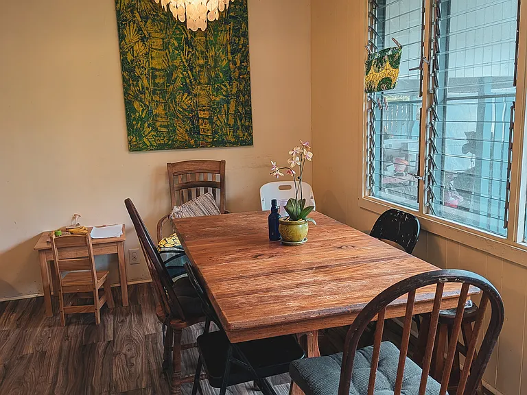 811 Waianuenue Ave — Photo 2