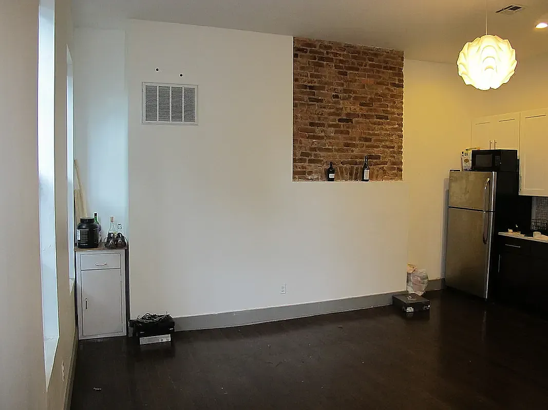 432 Evergreen Avenue — Photo 4