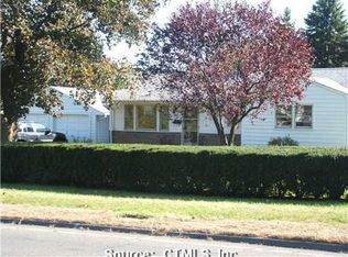 585 Randolph Rd, Middletown, CT 06457