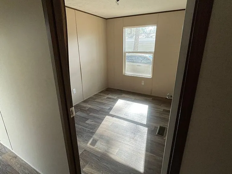 13464 Hammack Rd — Photo 25