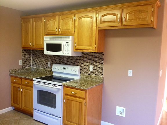 4th image of 109 Bayberry Dr