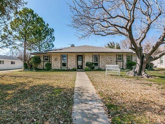 2nd image of 577 Medina Dr
