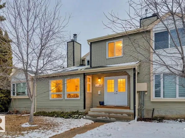 841 Village Dr, Strathcona County, AB T8A 4H9