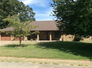 1908 Cypress Dr, Lebanon, MO 65536