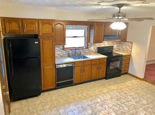 329 Delaware St, Jessup, PA 18434