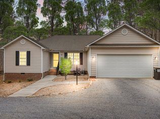 6068 Jones Cir, Sanford, NC 27332