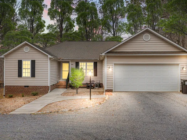 6068 Jones Cir, Sanford, NC 27332