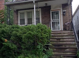 8426 S Colfax Ave, Chicago, IL