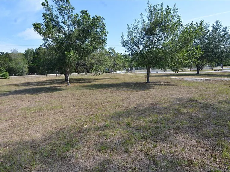 17524 Medley Ave — Photo 22