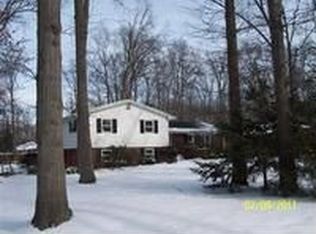 9465 Cain Dr NE, Warren, OH