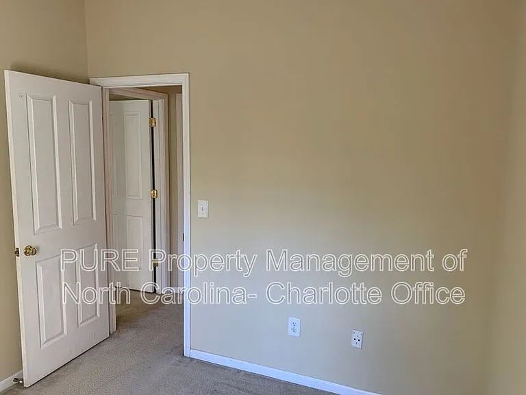 7428 Darblay St — Photo 28