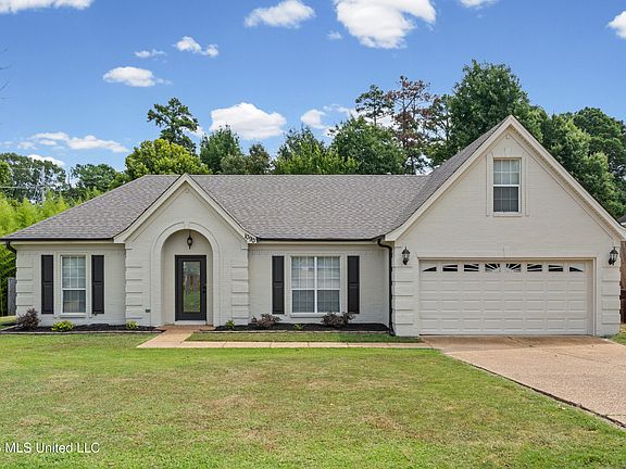 2nd image of 1090 Fawn Dr