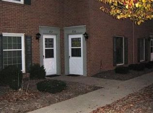 730 Lakeview Dr, Cortland, OH