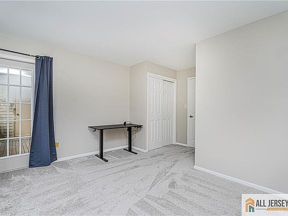 5th image of 2809 Ridgefield Ct