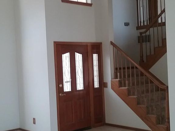 2nd image of 14456 Jamaica Ln