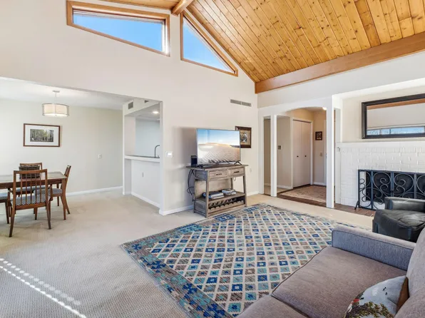 6115 Lincoln Dr APT 351, Edina, MN 55436