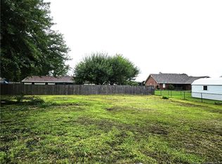 5264 Rock Dr, Sulphur, LA 70665